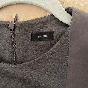 Elegant yet sexy dress.